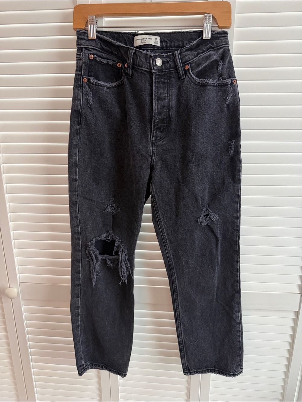 Abercrombie & Fitch Black Distressed Relaxed Jeans